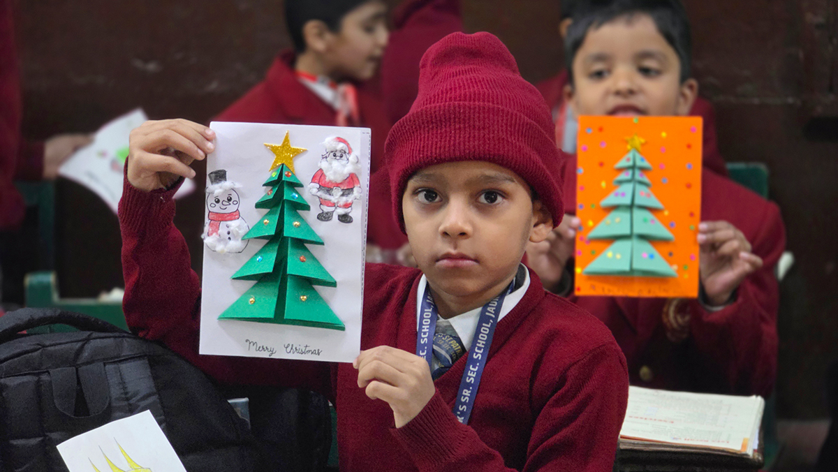 Joyful Christmas Coloring Activity for Young Learners
